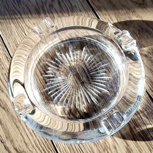 Starbust glass, vintage, ash tray, large